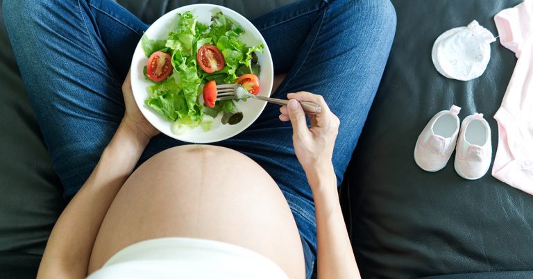 8 Power Foods To Get You Pregnant
