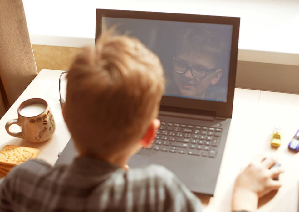 How Does Online Education Help My Kid ?