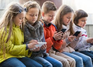 Online Games:Is It Safe For The Kids?