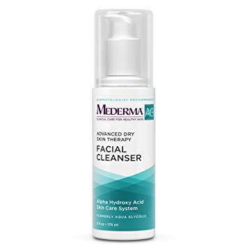 Mederma AG Hydrating Facial Cleanser–formula withglycolicacidgently cleans whileexfoliating and hydrating skin. 