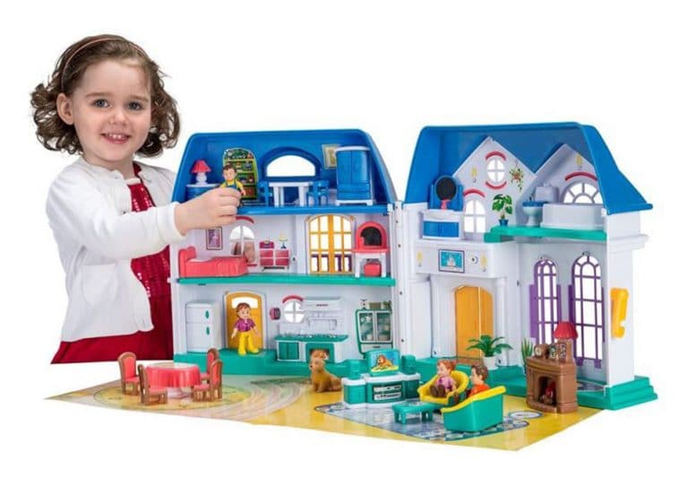 3 Cute Loving Family Dollhouses for Your Child