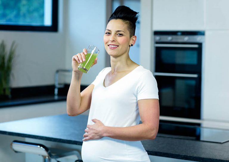 Can I Drink Sugarcane Juice During Pregnancy? Here’s the 9 Health Benefits