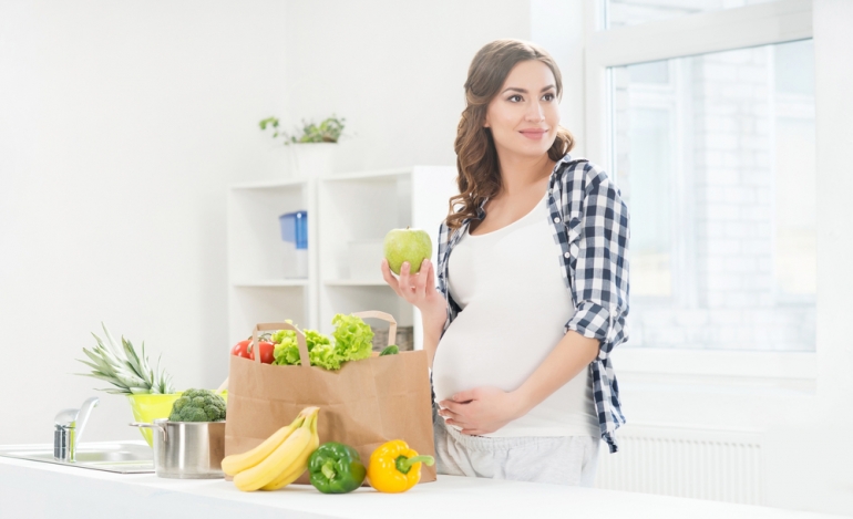 what pregnant women should eat
