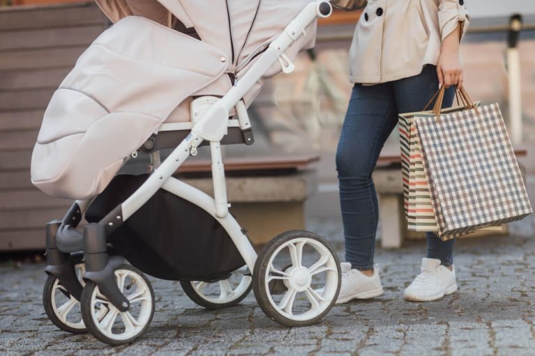 Do I need a stroller bag when flying: the only truth you should know