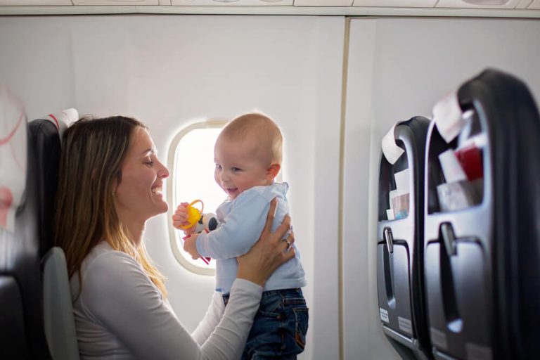 10 useful tips for flying with a 1 year old
